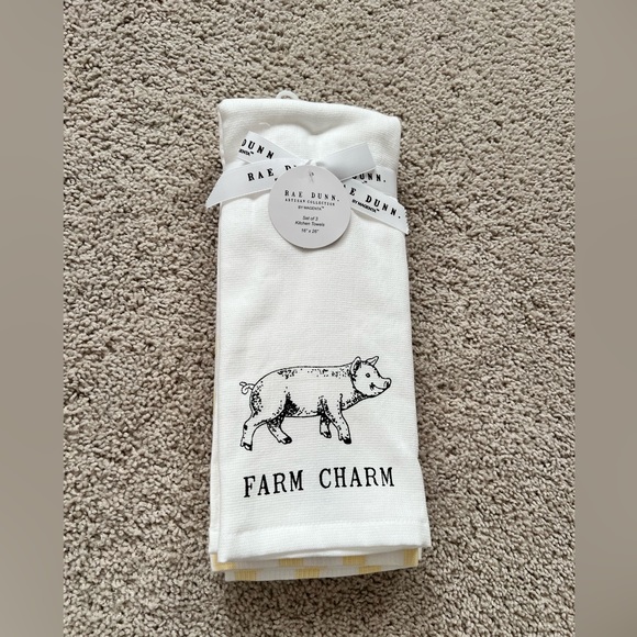 Rae Dunn Other - Rae Dunn Towels